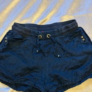 Dark Navy cotton shorts. Size XS by Guess